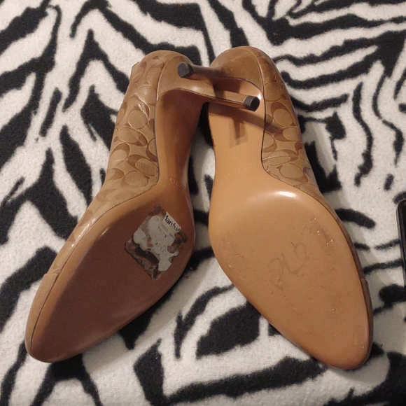 Ladies heels - Picture 4 of 4